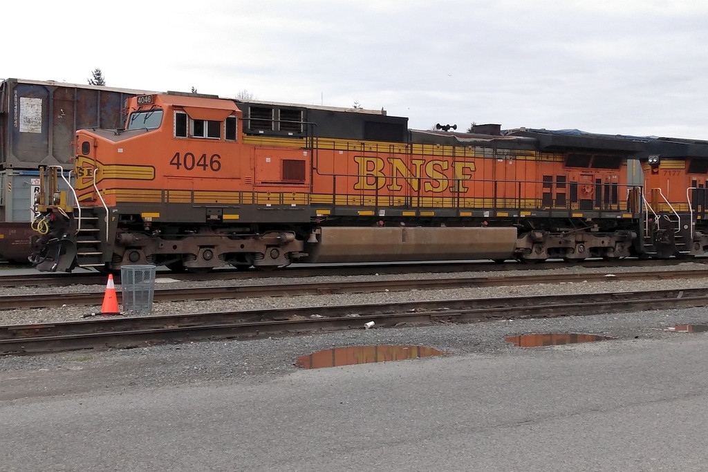 BNSF 4046